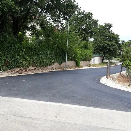 Mali Maj, Punta 37, Brkljacic Poreč